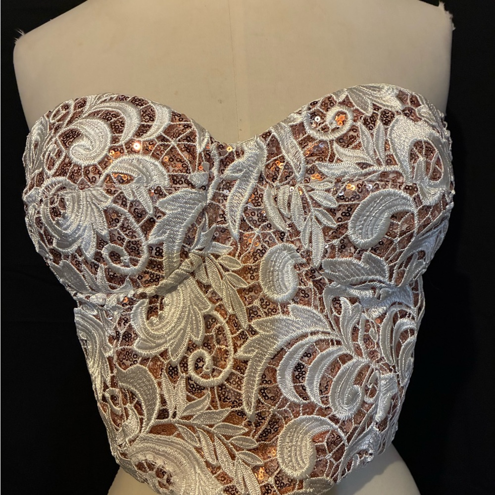 Elegant White and Gold Sequin Bustier Top NWOT Designer 2